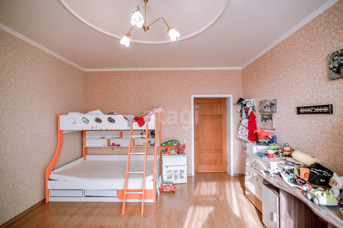 Продажа дома, 300м <sup>2</sup>, 10 сот., Южно-Сахалинск, Сахалинская область,  