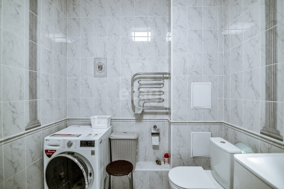 Продажа 2-комнатной квартиры, Южно-Сахалинск, Сахалинская область,  Южно-Сахалинск