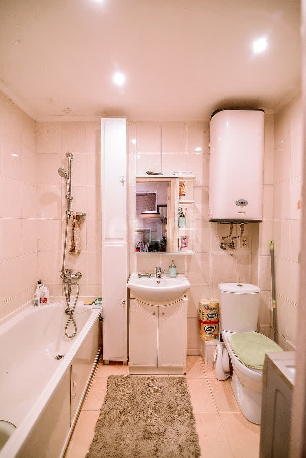 Продажа 2-комнатной квартиры, Южно-Сахалинск, Сахалинская область,  Южно-Сахалинск