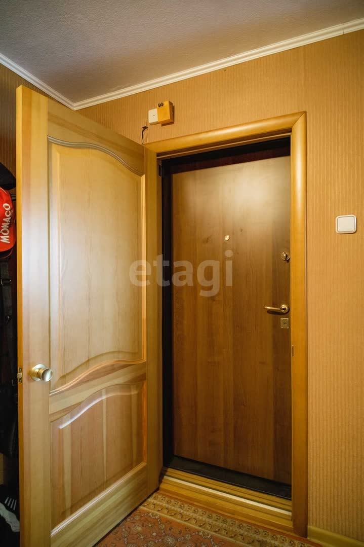Продажа 3-комнатной квартиры, Комсомольск-на-Амуре, Первостроителей пр-т,  19