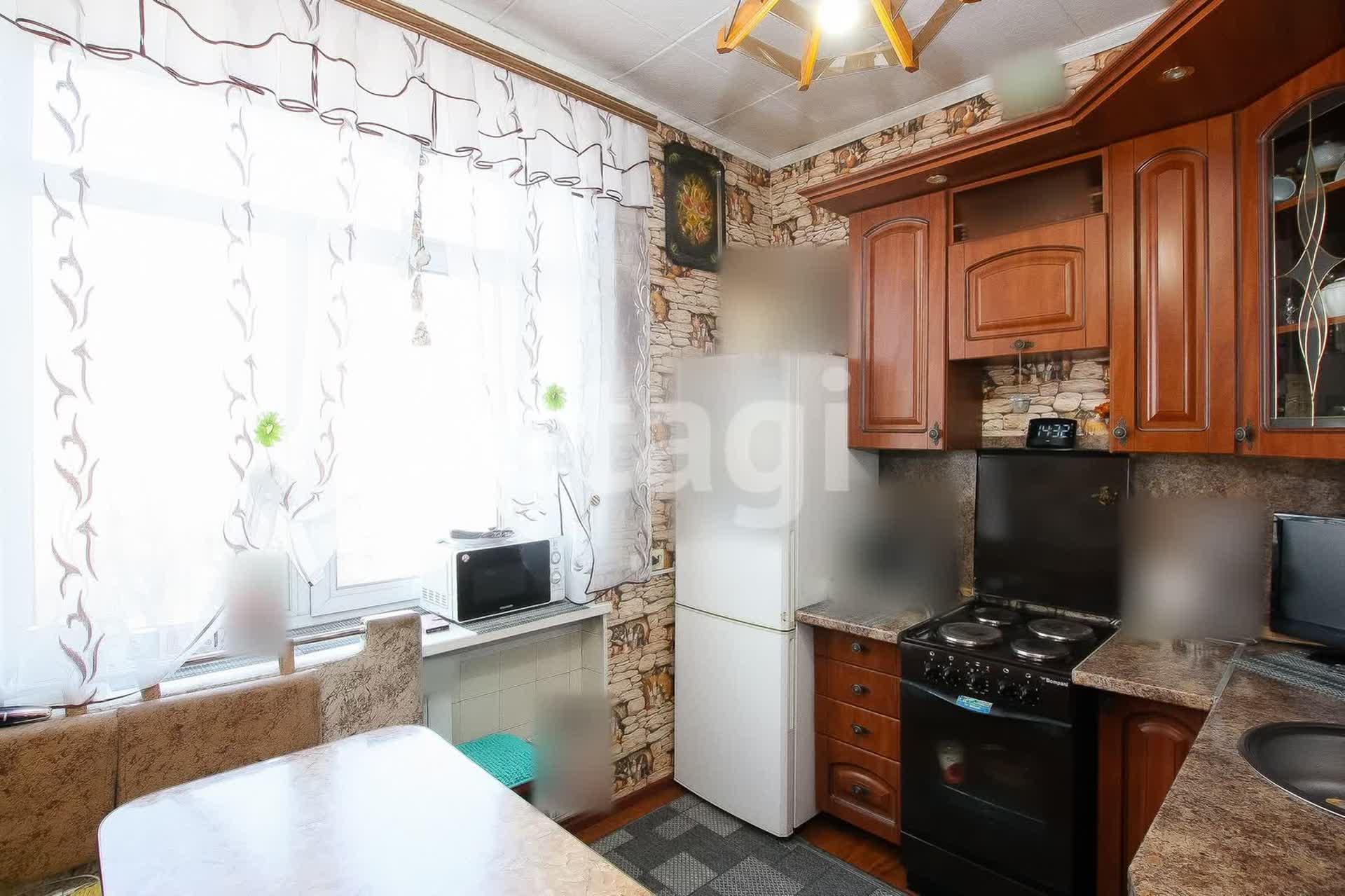 Продажа 3-комнатной квартиры, Улан-Удэ, Республика Бурятия,  Улан-Удэ