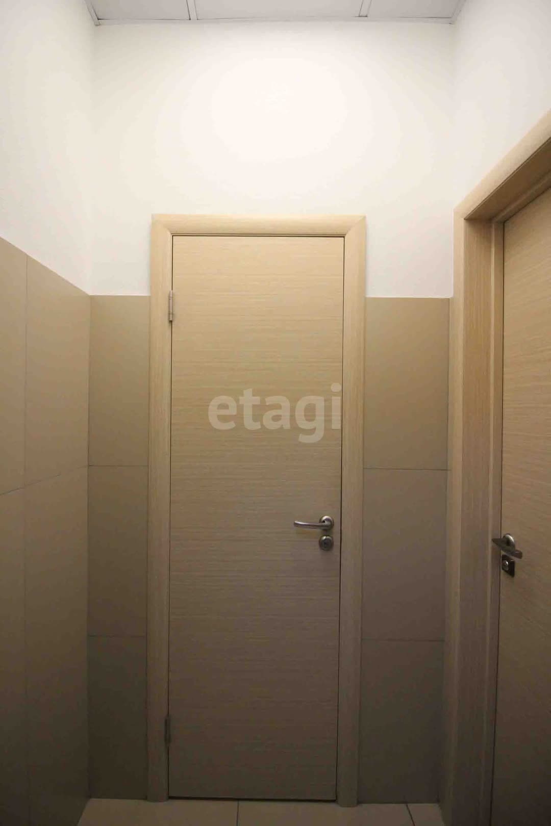 Продажа коммерческой недвижимости, 383м <sup>2</sup>, Новый Уренгой, Ямало-Ненецкий АО,  Новый Уренгой