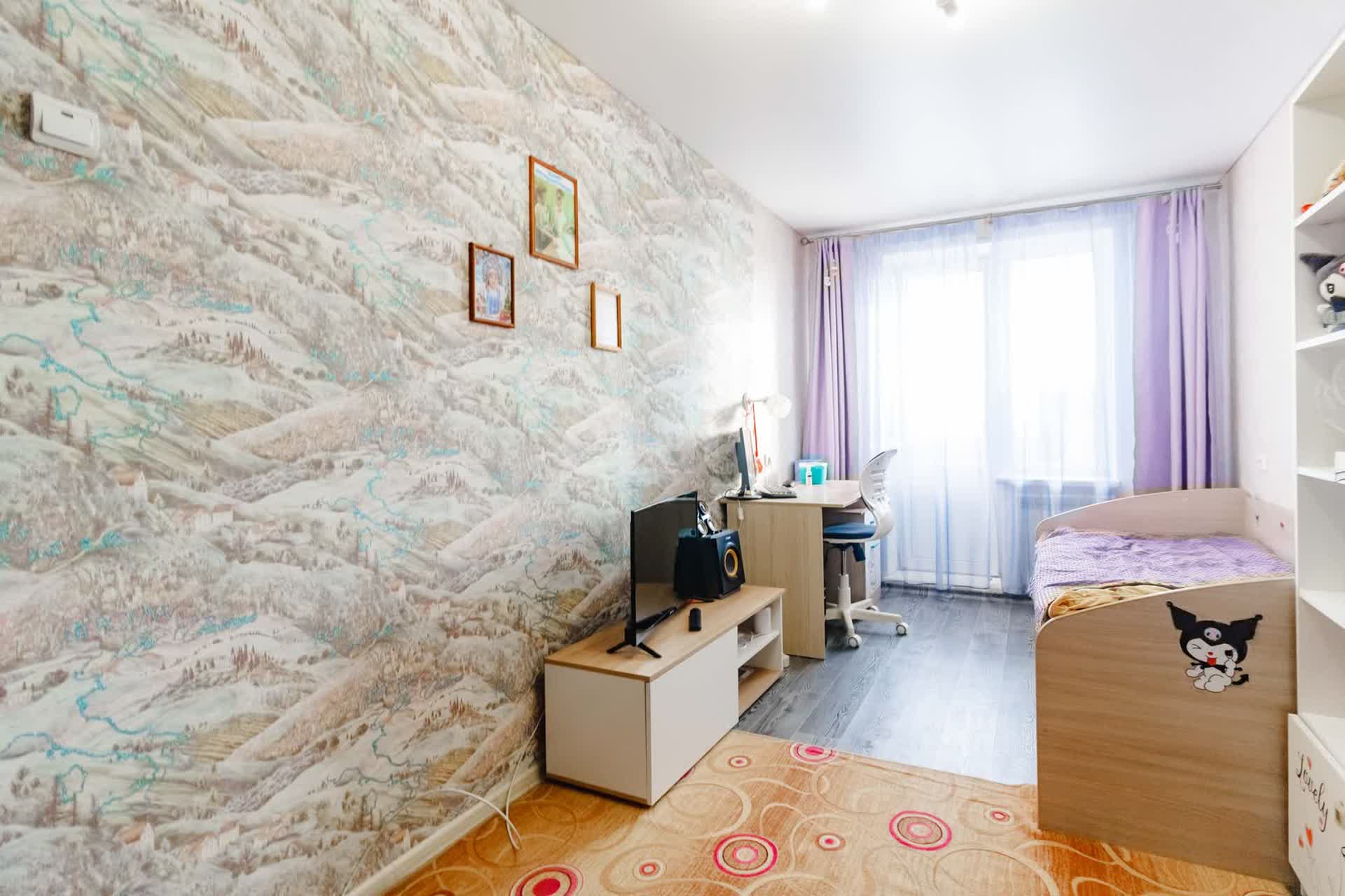 Продажа 3-комнатной квартиры, Комсомольск-на-Амуре, Победы пр-т,  37