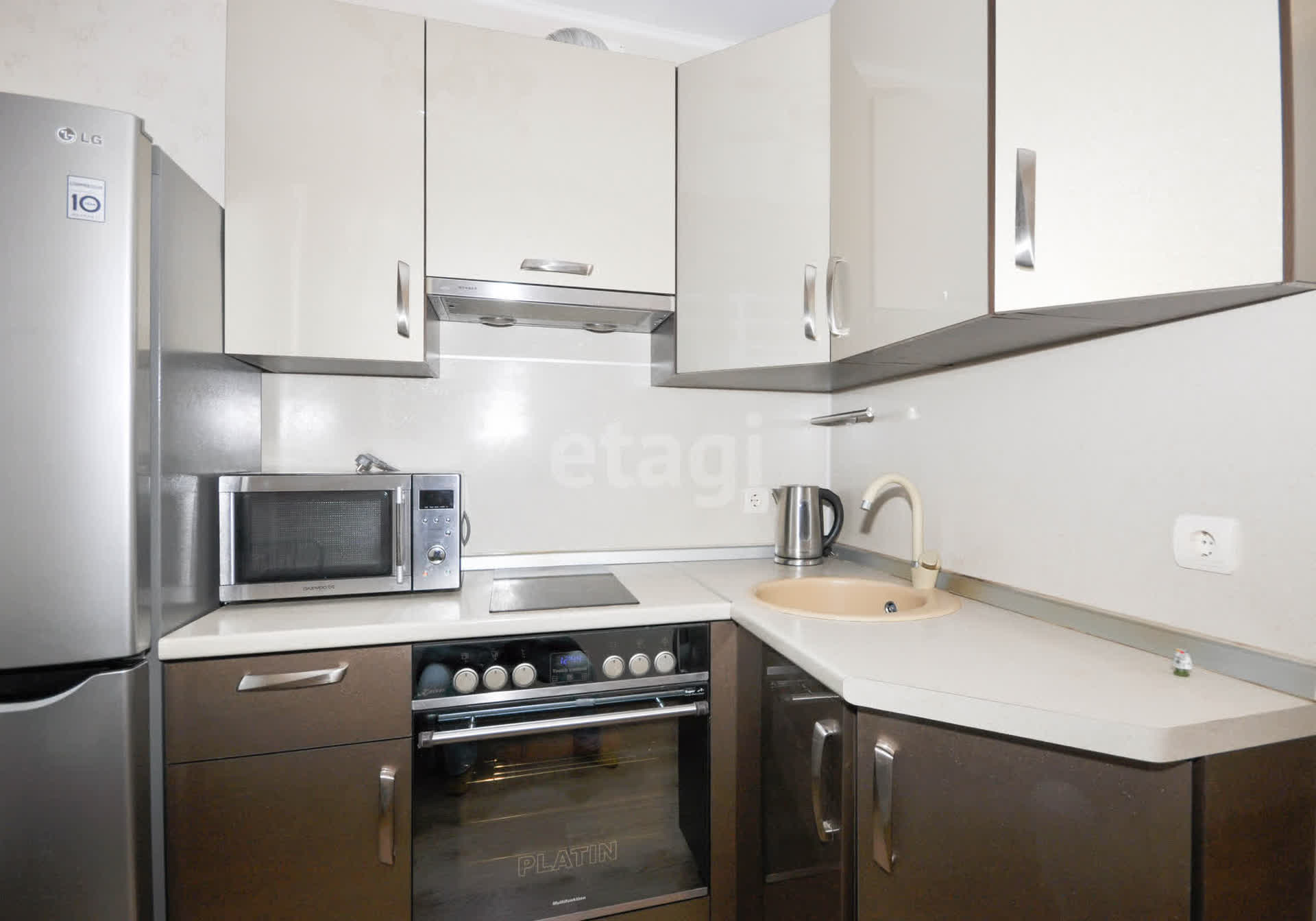 Аренда 2-комнатной квартиры, Южно-Сахалинск, Сахалинская область,  Южно-Сахалинск