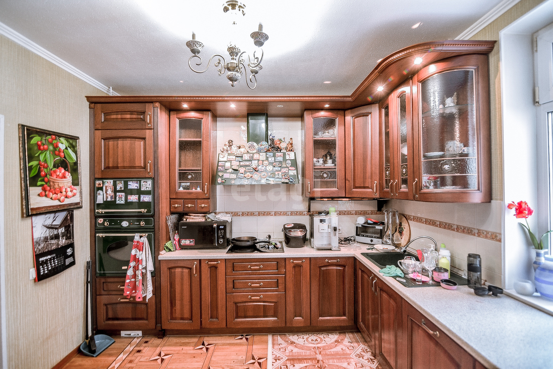 Продажа дома, 300м <sup>2</sup>, 10 сот., Южно-Сахалинск, Сахалинская область,  