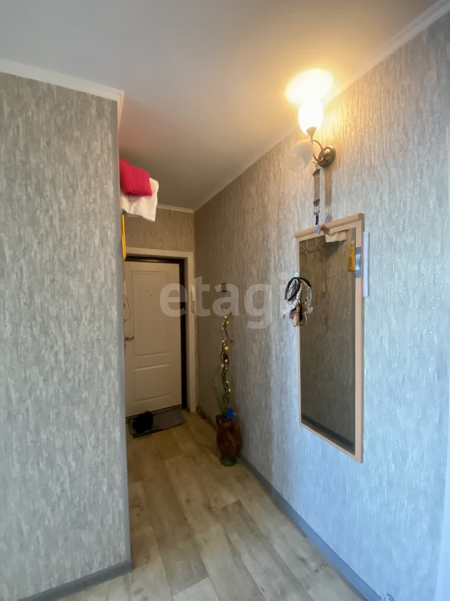 Продажа 2-комнатной квартиры, Южно-Сахалинск, Сахалинская область,  Южно-Сахалинск