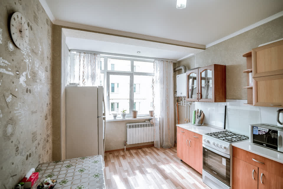 Продажа 2-комнатной квартиры, Южно-Сахалинск, Сахалинская область,  Южно-Сахалинск