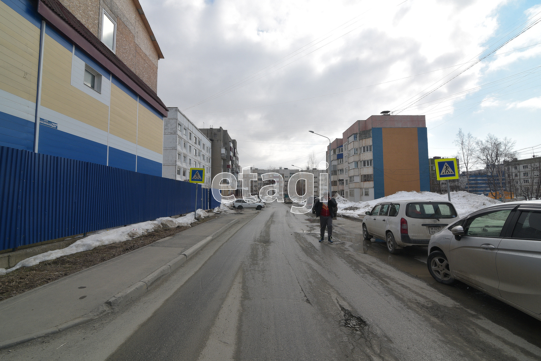 Продажа коммерческой недвижимости, 400м <sup>2</sup>, Южно-Сахалинск, Сахалинская область,  Южно-Сахалинск