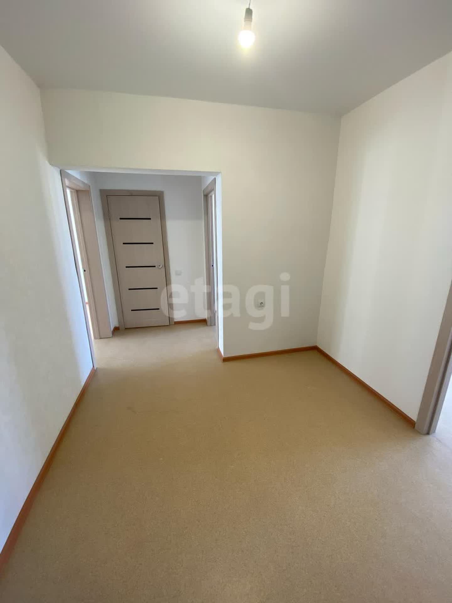 Продажа 3-комнатной квартиры, Южно-Сахалинск, Сахалинская область,  Южно-Сахалинск