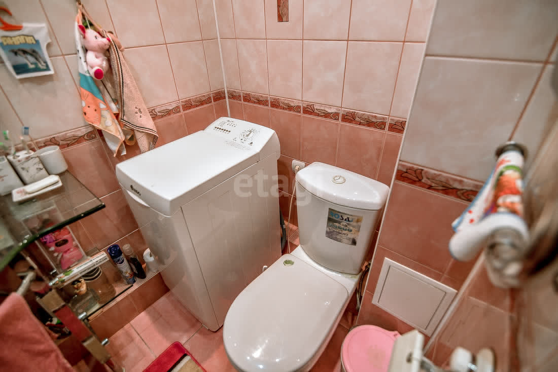 Продажа 4-комнатной квартиры, Южно-Сахалинск, Сахалинская область,  Южно-Сахалинск