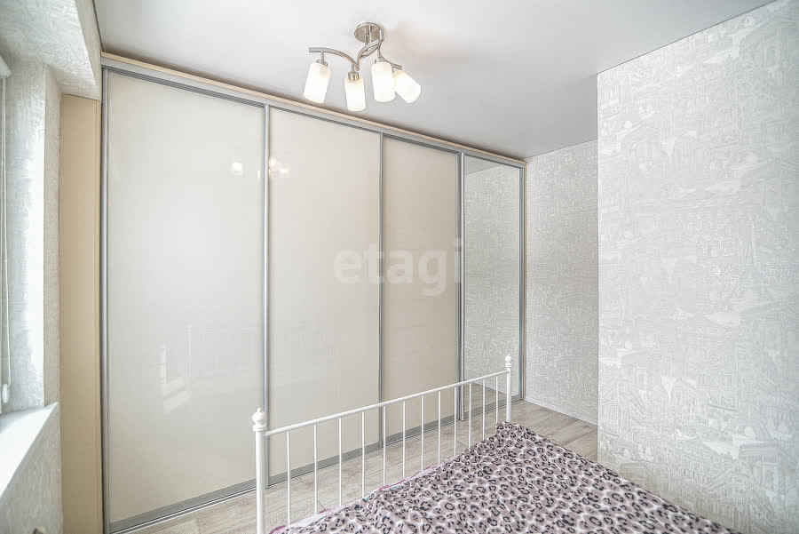 Продажа 2-комнатной квартиры, Южно-Сахалинск, Сахалинская область,  Южно-Сахалинск