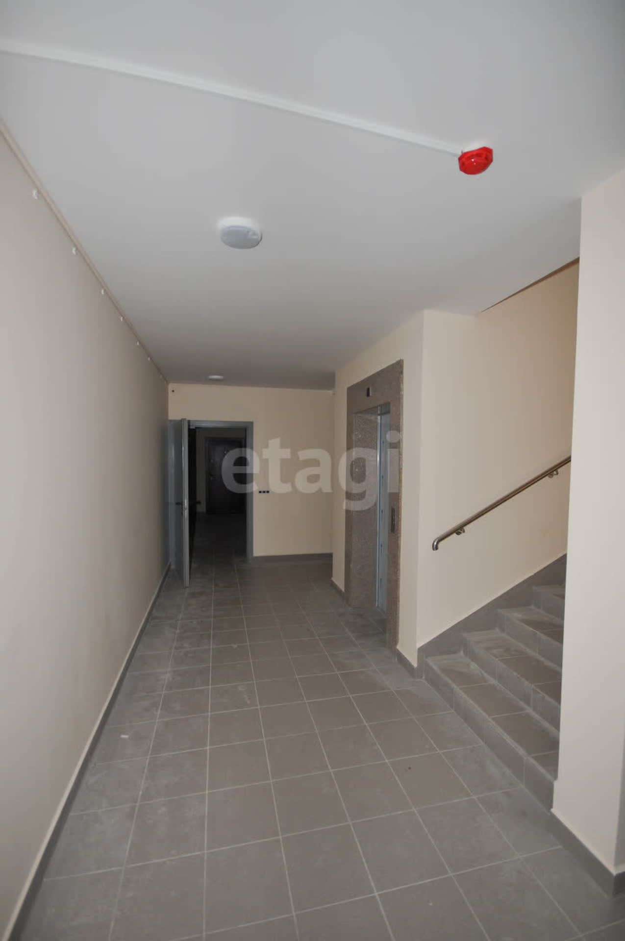 Продажа 2-комнатной квартиры, Южно-Сахалинск, Сахалинская область,  Южно-Сахалинск