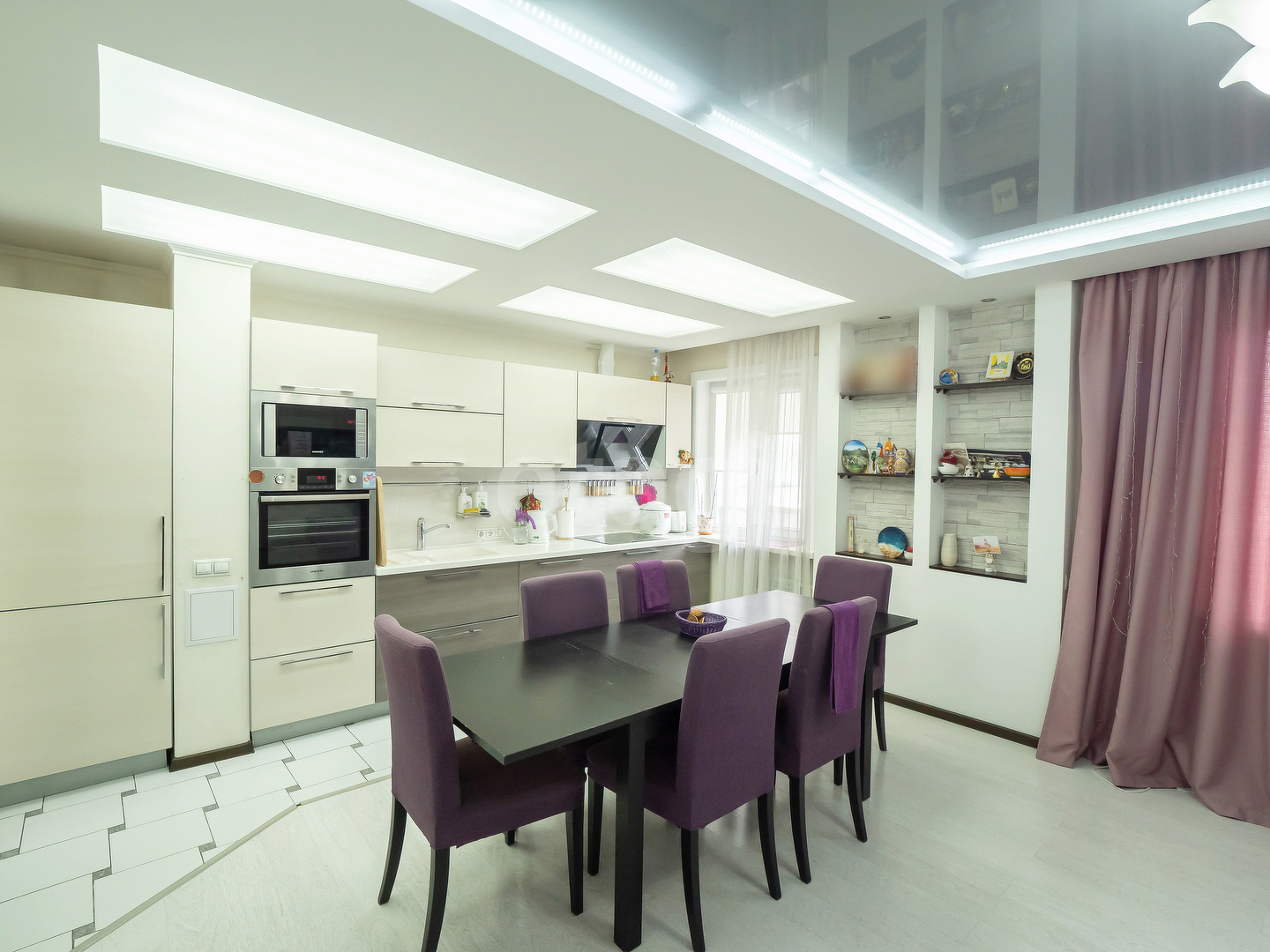 Продажа 4-комнатной квартиры, Улан-Удэ, Республика Бурятия,  Улан-Удэ