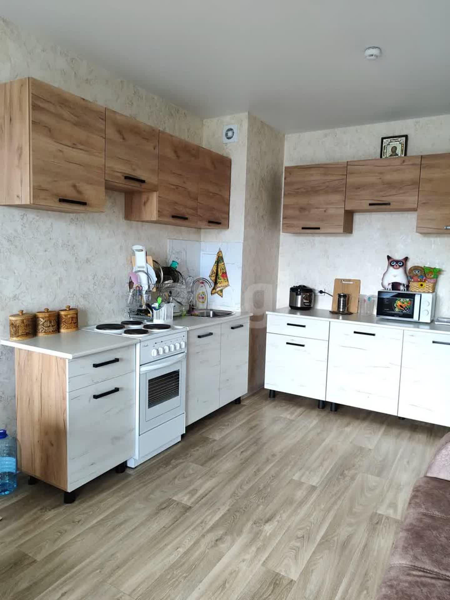 Продажа 2-комнатной квартиры, Южно-Сахалинск, Сахалинская область,  Южно-Сахалинск