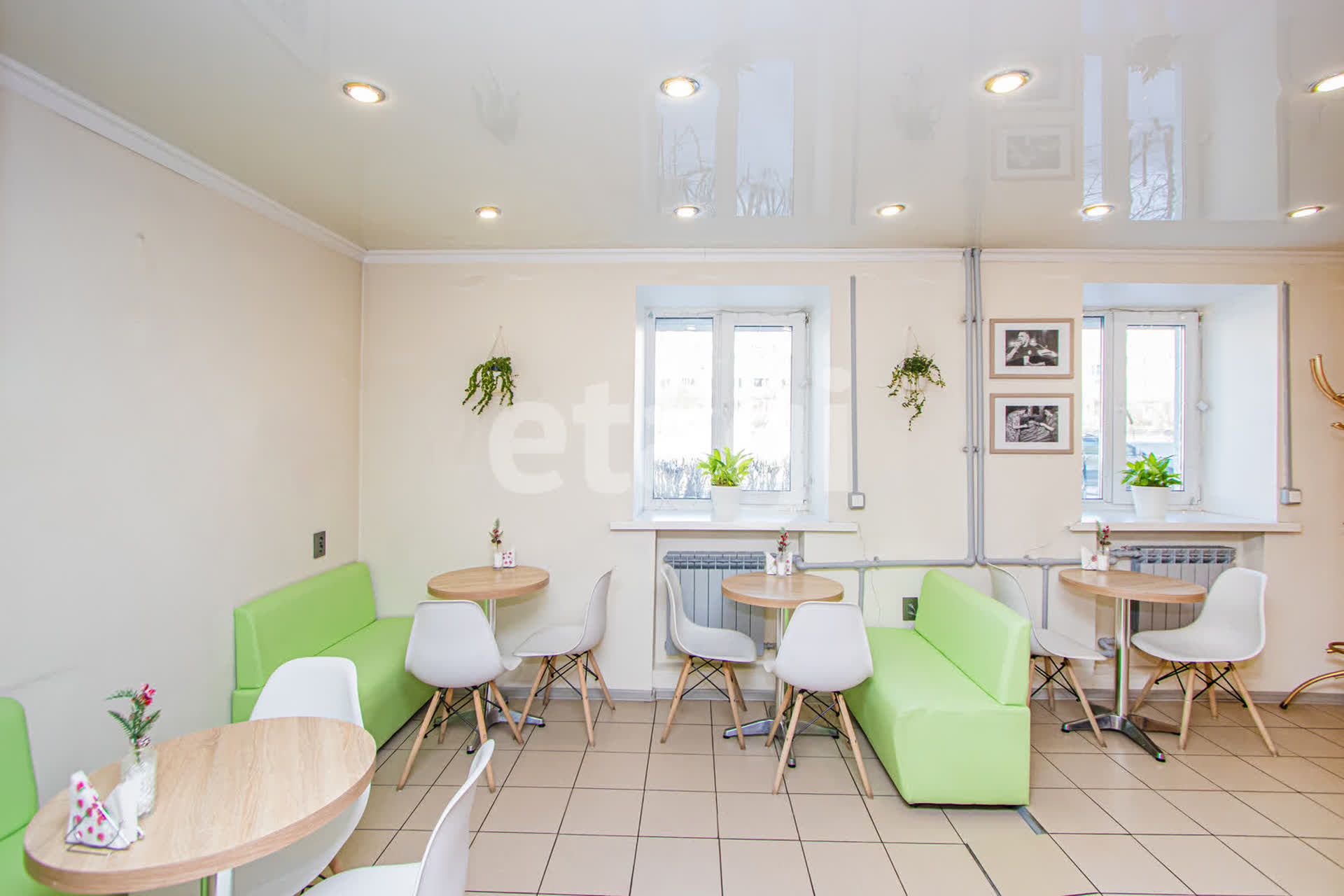 Продажа коммерческой недвижимости, 39м <sup>2</sup>, Улан-Удэ, Бурятия,  Улан-Удэ