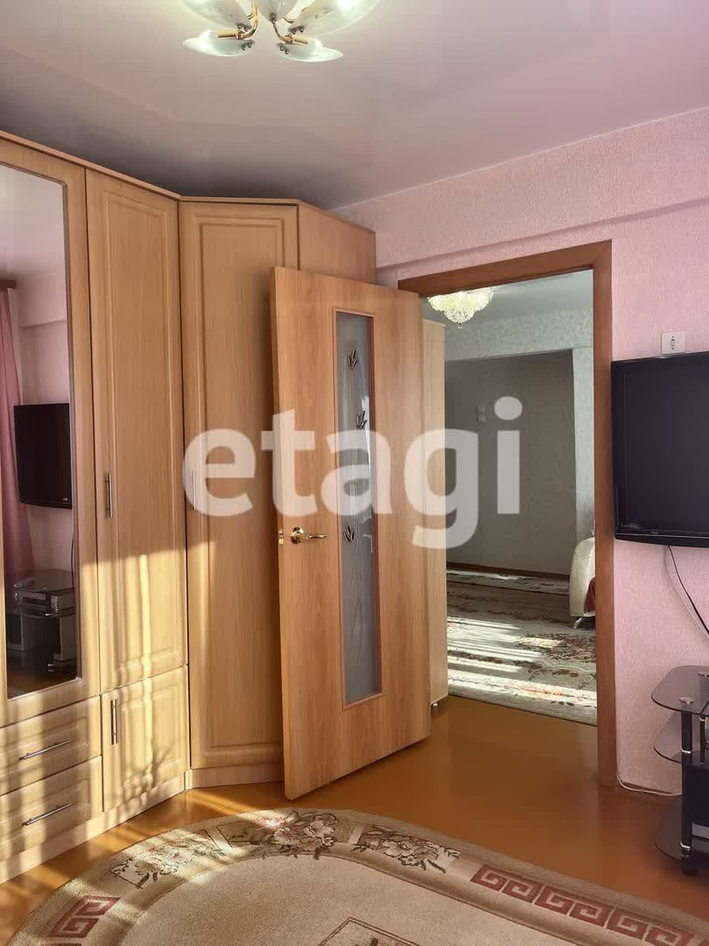 Продажа 3-комнатной квартиры, Улан-Удэ, Республика Бурятия,  Улан-Удэ