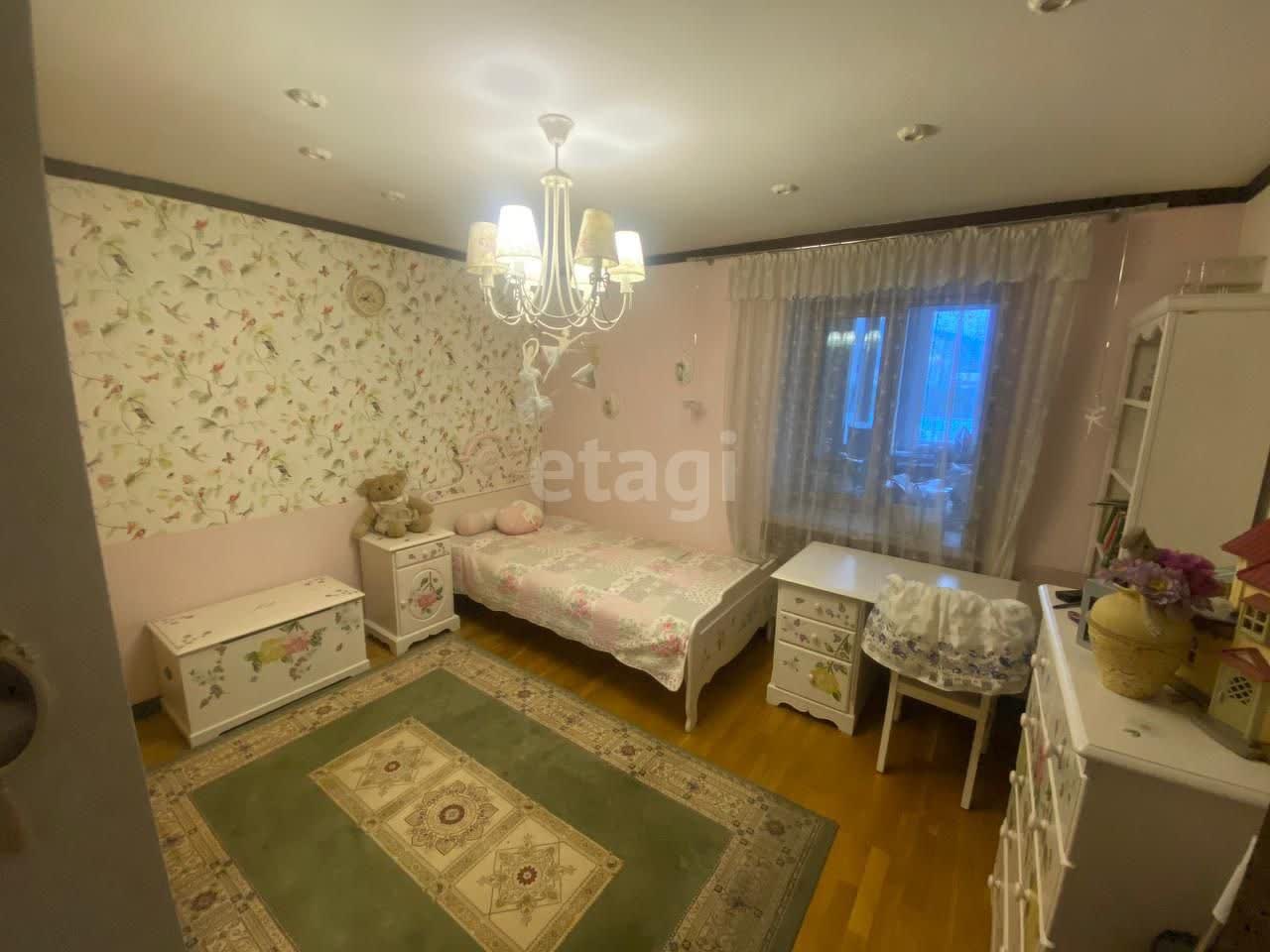 Продажа 3-комнатной квартиры, Южно-Сахалинск, Сахалинская область,  Южно-Сахалинск