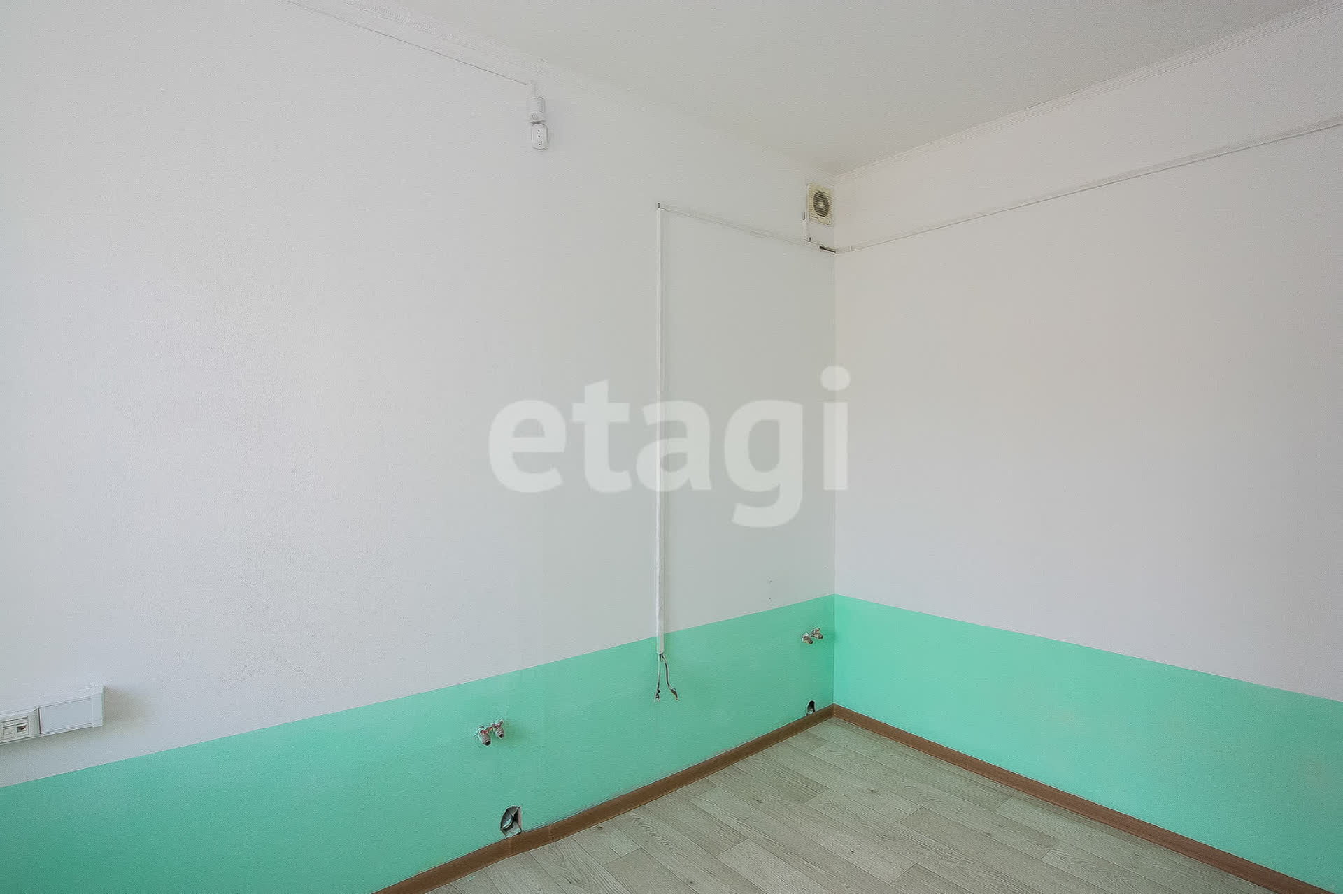 Продажа коммерческой недвижимости, 35м <sup>2</sup>, Улан-Удэ, Бурятия,  Улан-Удэ