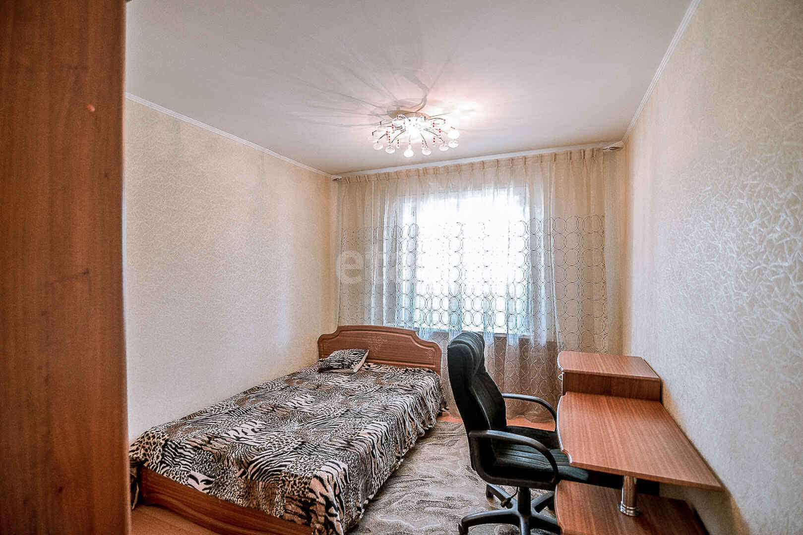 Продажа 4-комнатной квартиры, Южно-Сахалинск, Сахалинская область,  Южно-Сахалинск