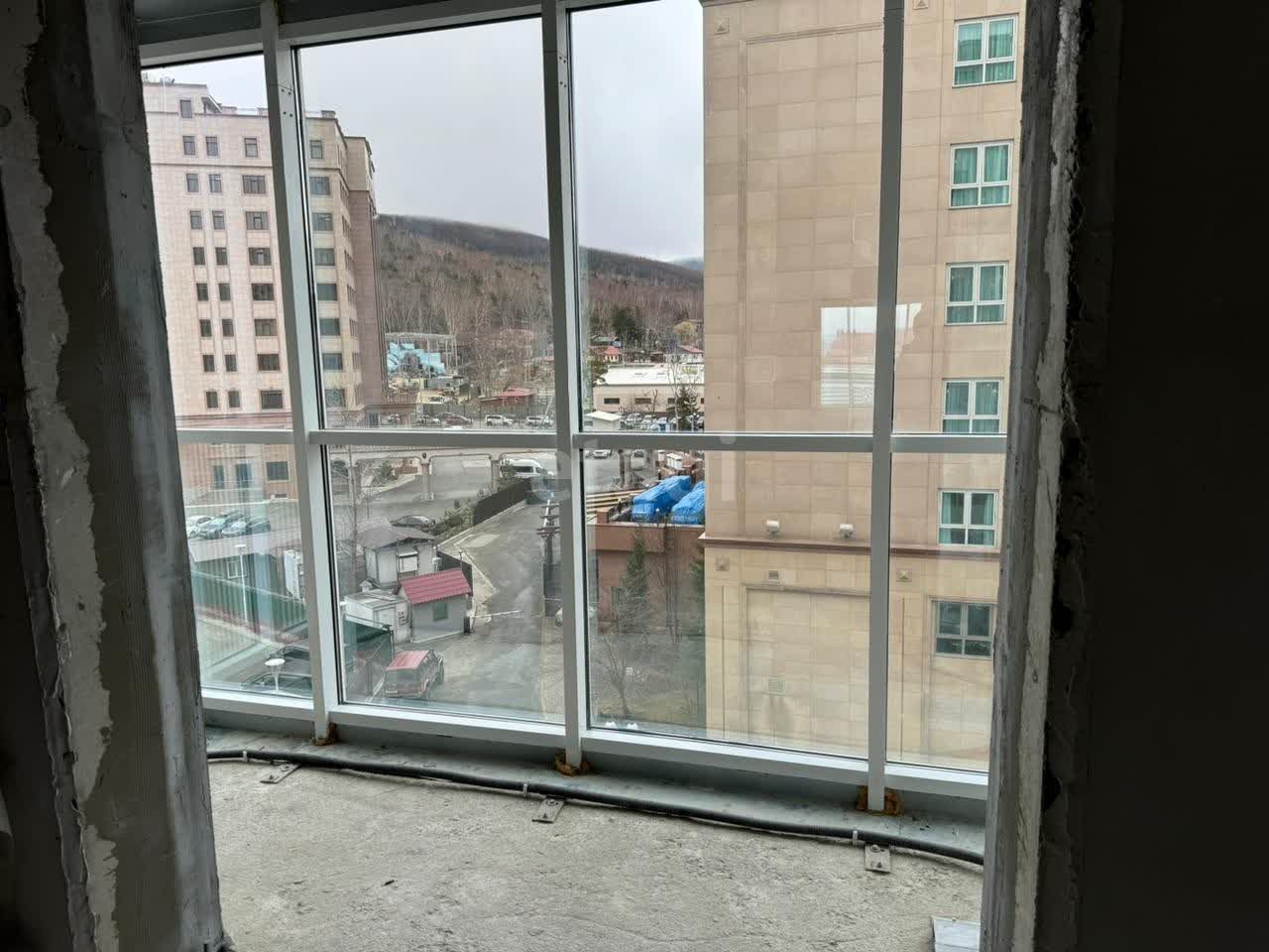 Продажа 4-комнатной квартиры, Южно-Сахалинск, Сахалинская область,  Южно-Сахалинск