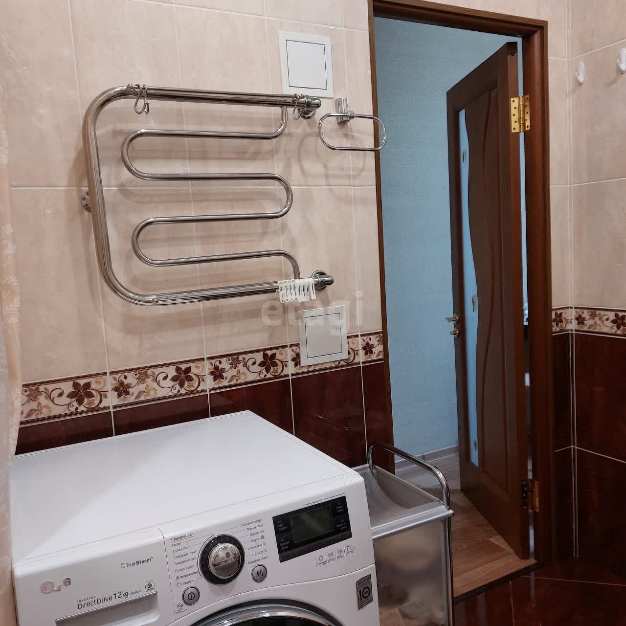 Продажа 2-комнатной квартиры, Южно-Сахалинск, Сахалинская область,  Южно-Сахалинск