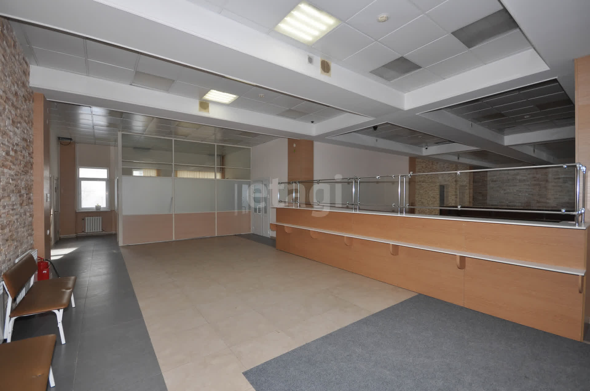 Аренда коммерческой недвижимости, 330м <sup>2</sup>, Южно-Сахалинск, Сахалинская область,  Южно-Сахалинск