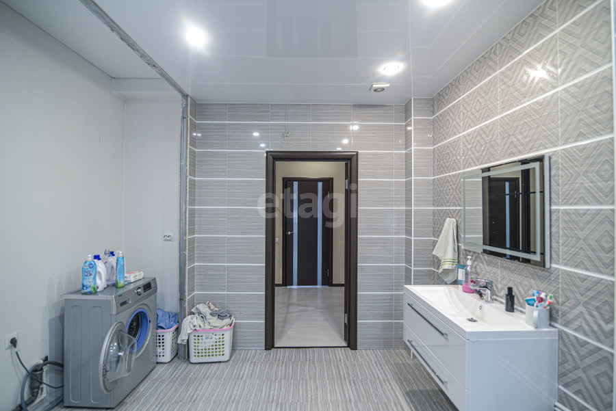 Продажа дома, 200м <sup>2</sup>, 5 сот., Южно-Сахалинск, Сахалинская область,  