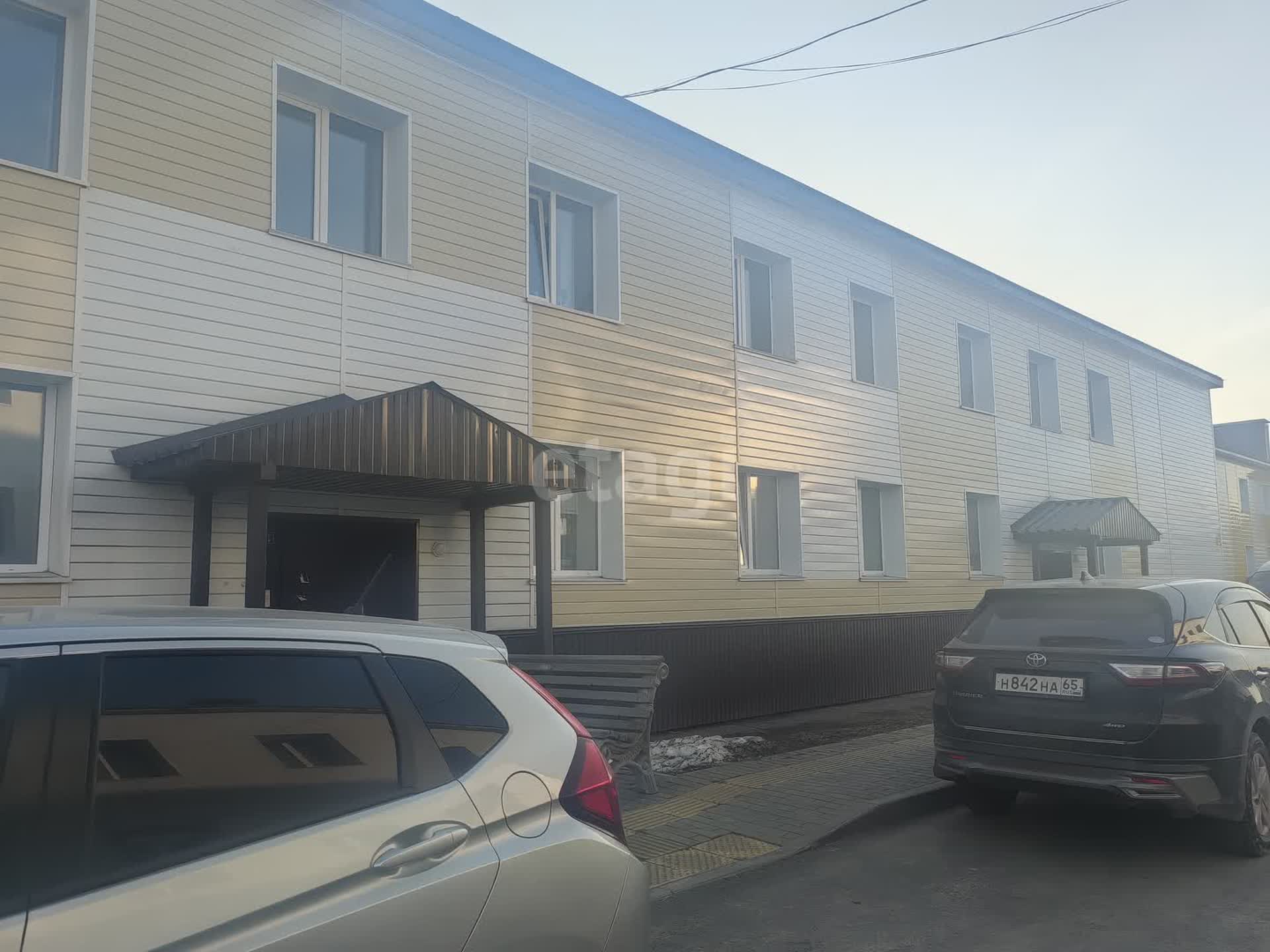 Продажа 4-комнатной квартиры, Южно-Сахалинск, Сахалинская область,  Южно-Сахалинск