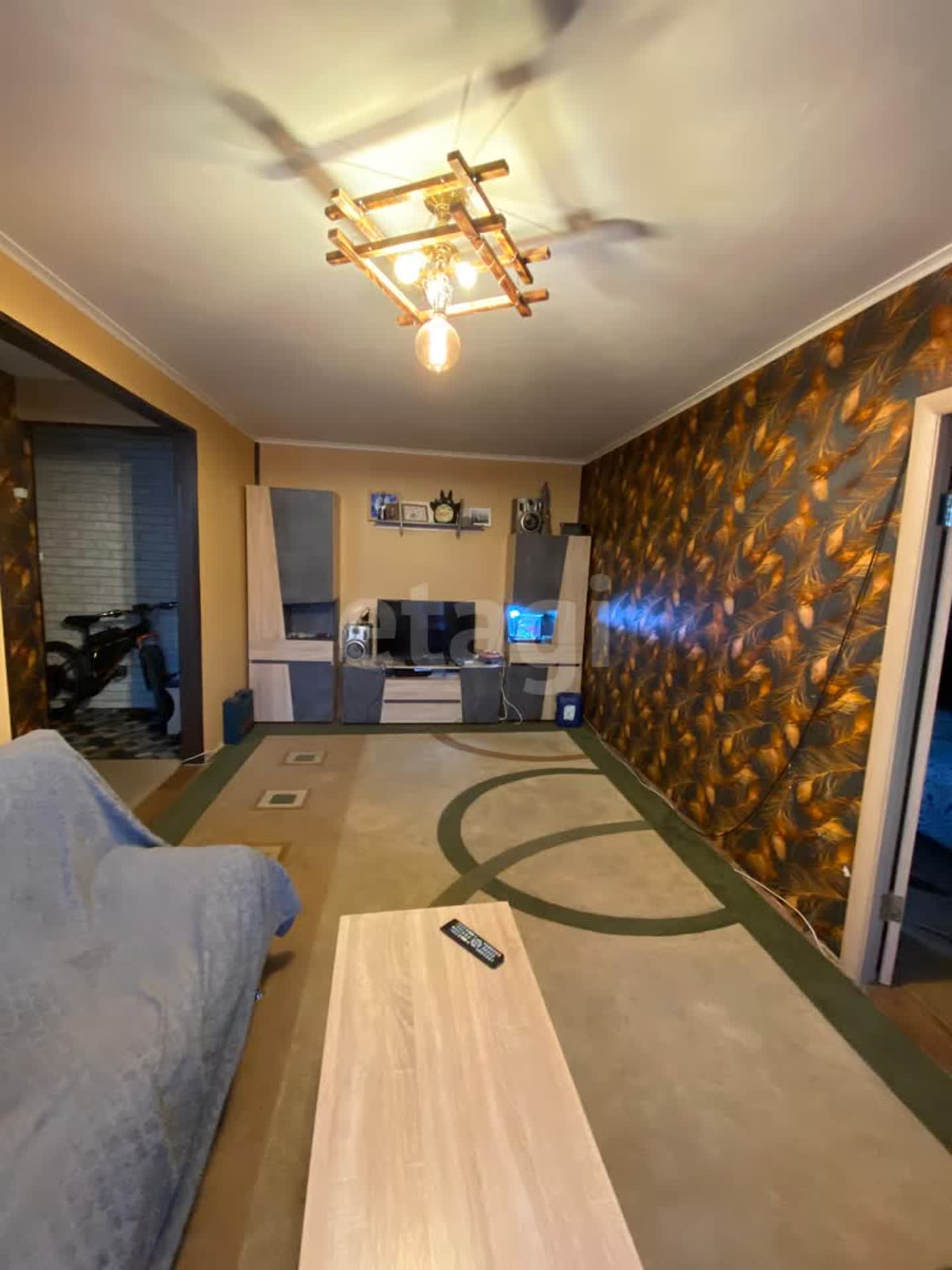 Продажа 2-комнатной квартиры, Южно-Сахалинск, Сахалинская область,  Южно-Сахалинск