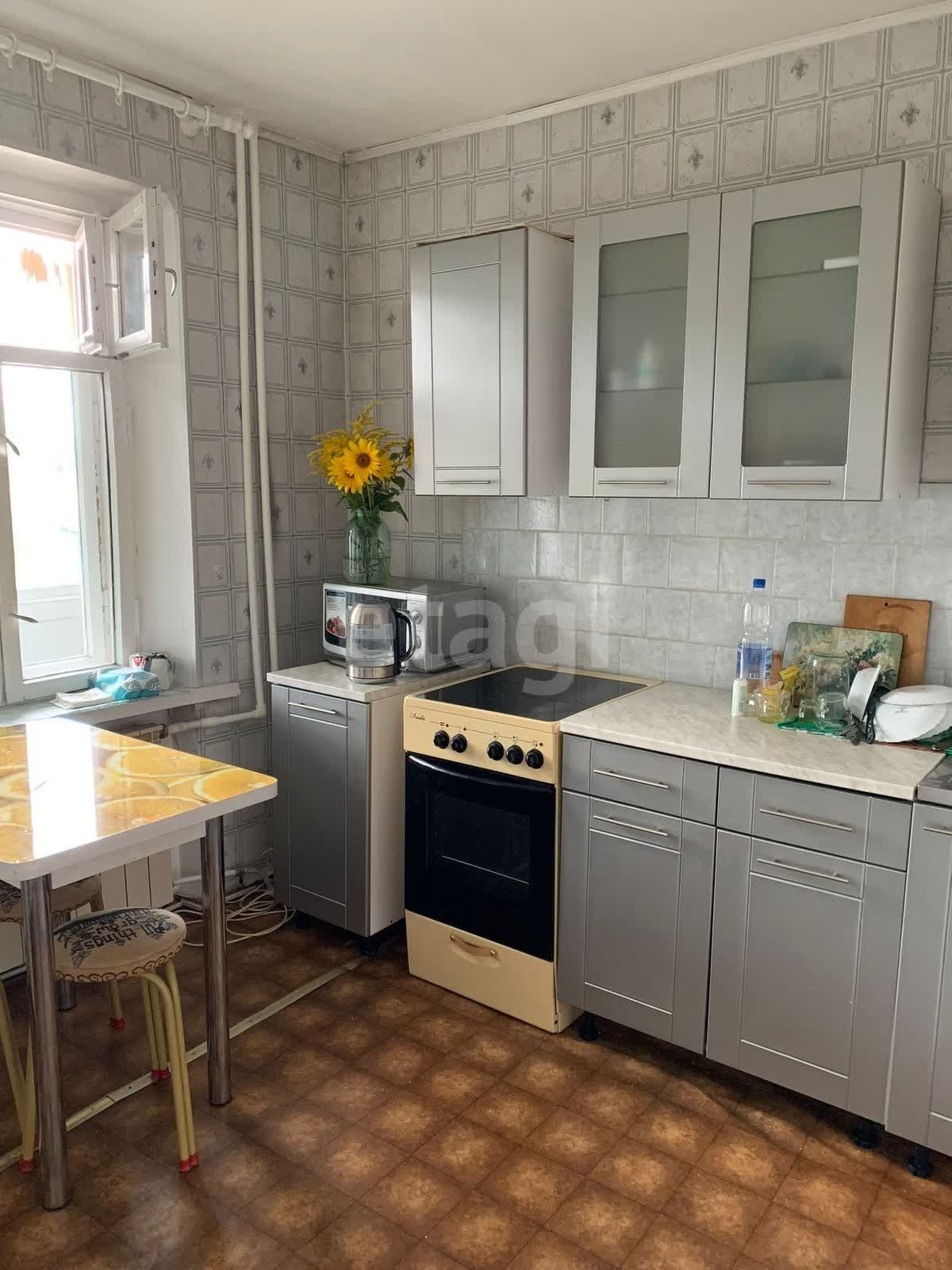 Продажа 2-комнатной квартиры, Южно-Сахалинск, Сахалинская область,  Южно-Сахалинск