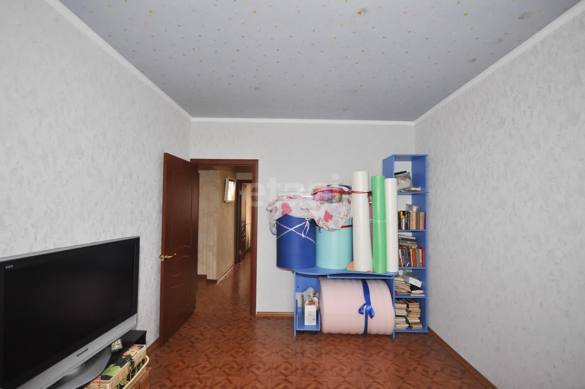 Продажа 3-комнатной квартиры, Южно-Сахалинск, Сахалинская область,  Южно-Сахалинск