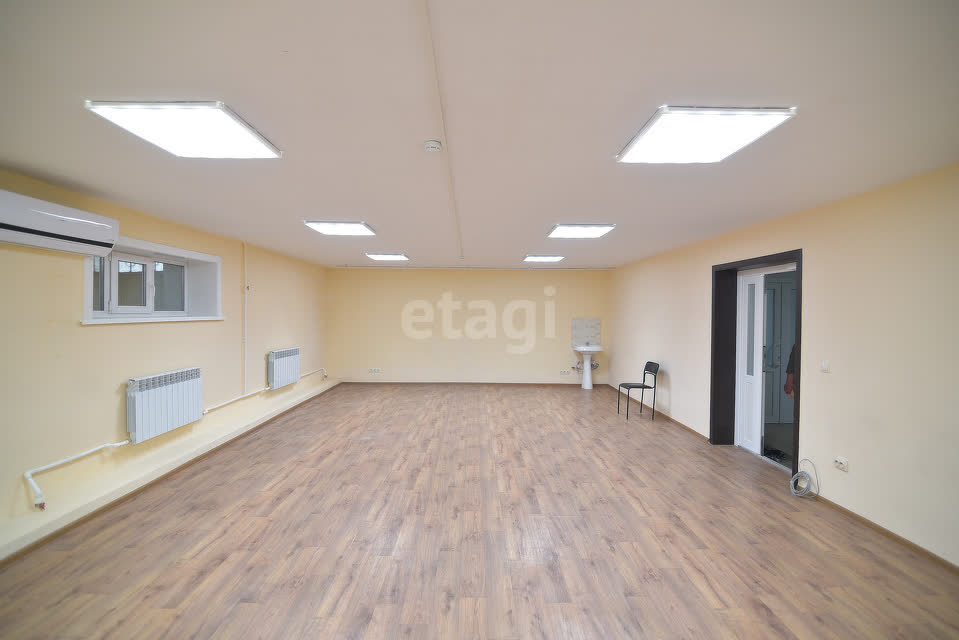 Продажа коммерческой недвижимости, 1136м <sup>2</sup>, Южно-Сахалинск, Сахалинская область,  Южно-Сахалинск