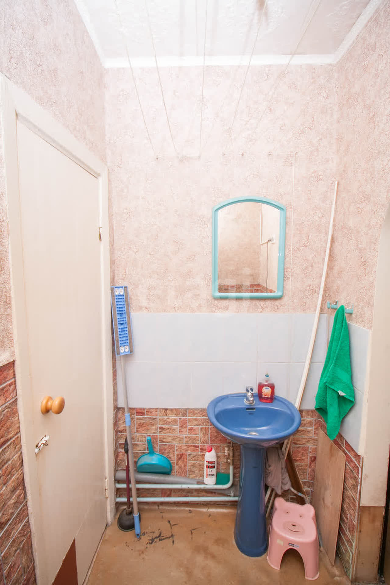 Продажа 2-комнатной квартиры, Южно-Сахалинск, Сахалинская область,  Южно-Сахалинск