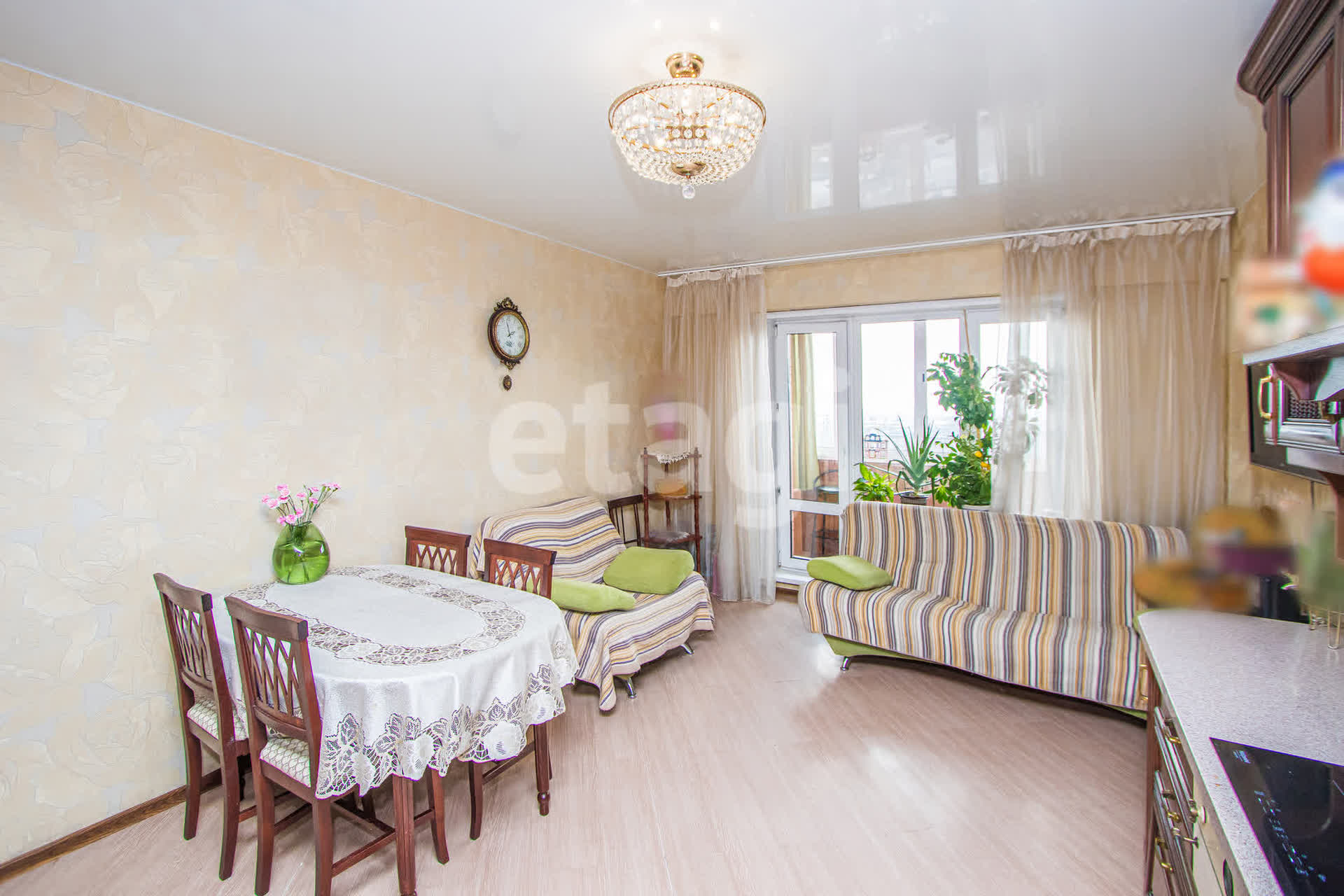 Продажа 3-комнатной квартиры, Улан-Удэ, Республика Бурятия,  Улан-Удэ