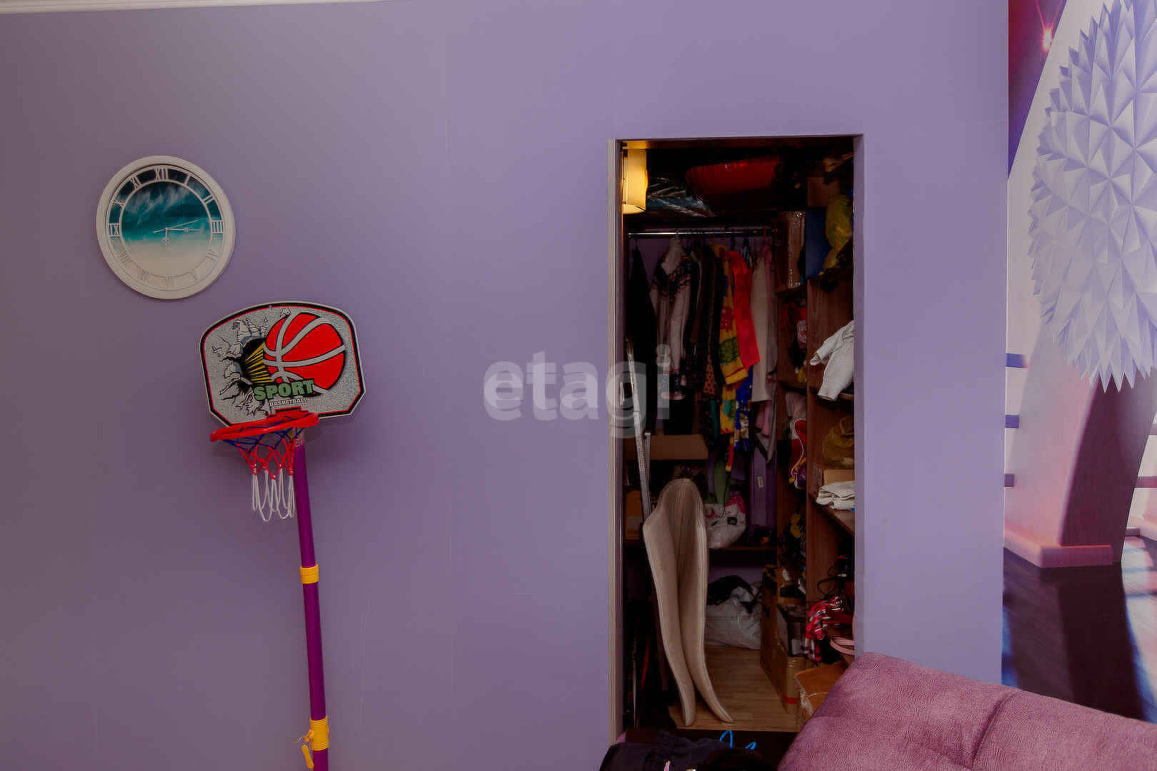 Продажа 2-комнатной квартиры, Южно-Сахалинск, Сахалинская область,  Южно-Сахалинск