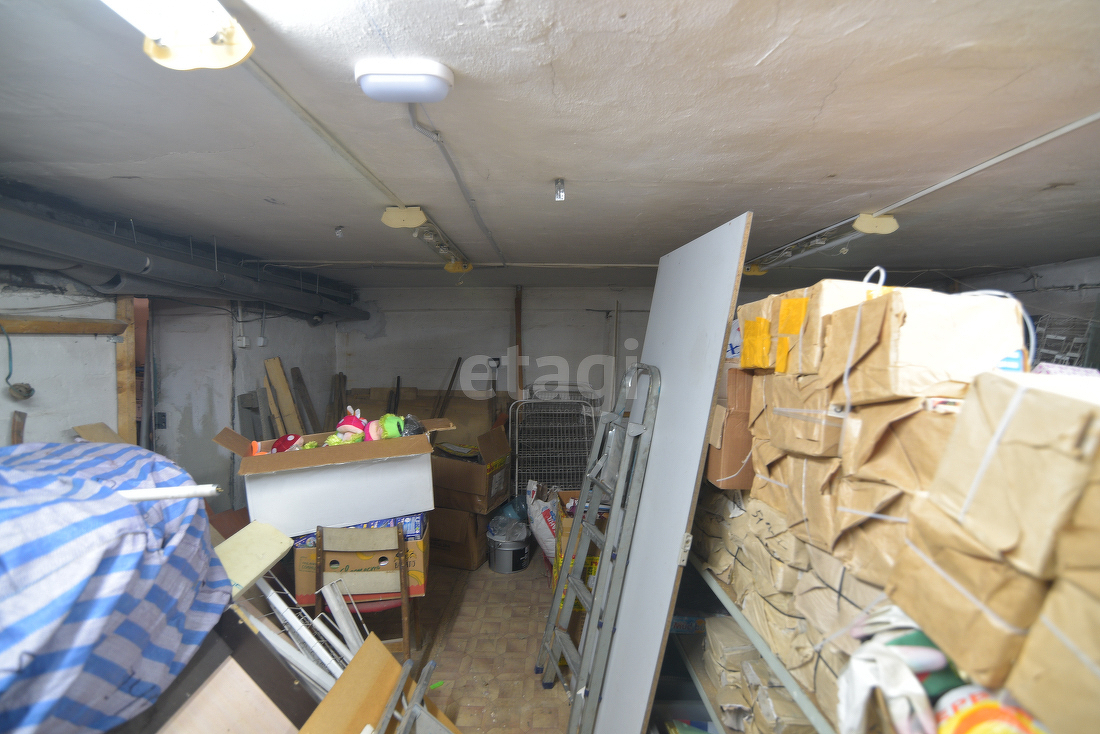 Продажа коммерческой недвижимости, 155м <sup>2</sup>, Южно-Сахалинск, Сахалинская область,  Южно-Сахалинск