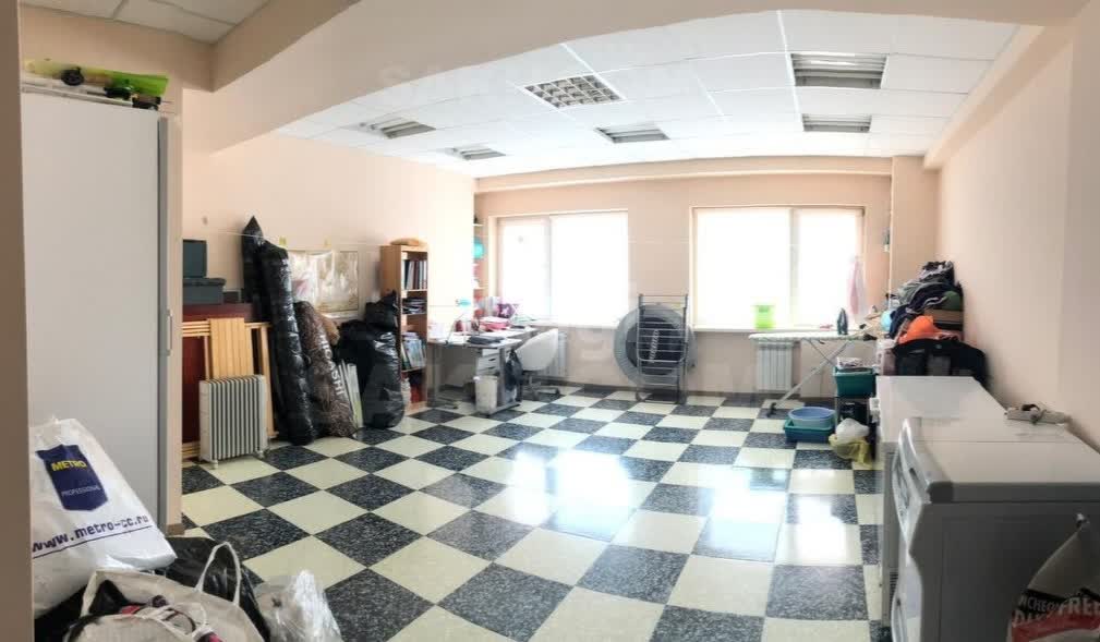 Продажа 4-комнатной квартиры, Южно-Сахалинск, Сахалинская область,  Южно-Сахалинск