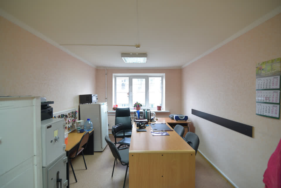 Продажа коммерческой недвижимости, 1136м <sup>2</sup>, Южно-Сахалинск, Сахалинская область,  Южно-Сахалинск