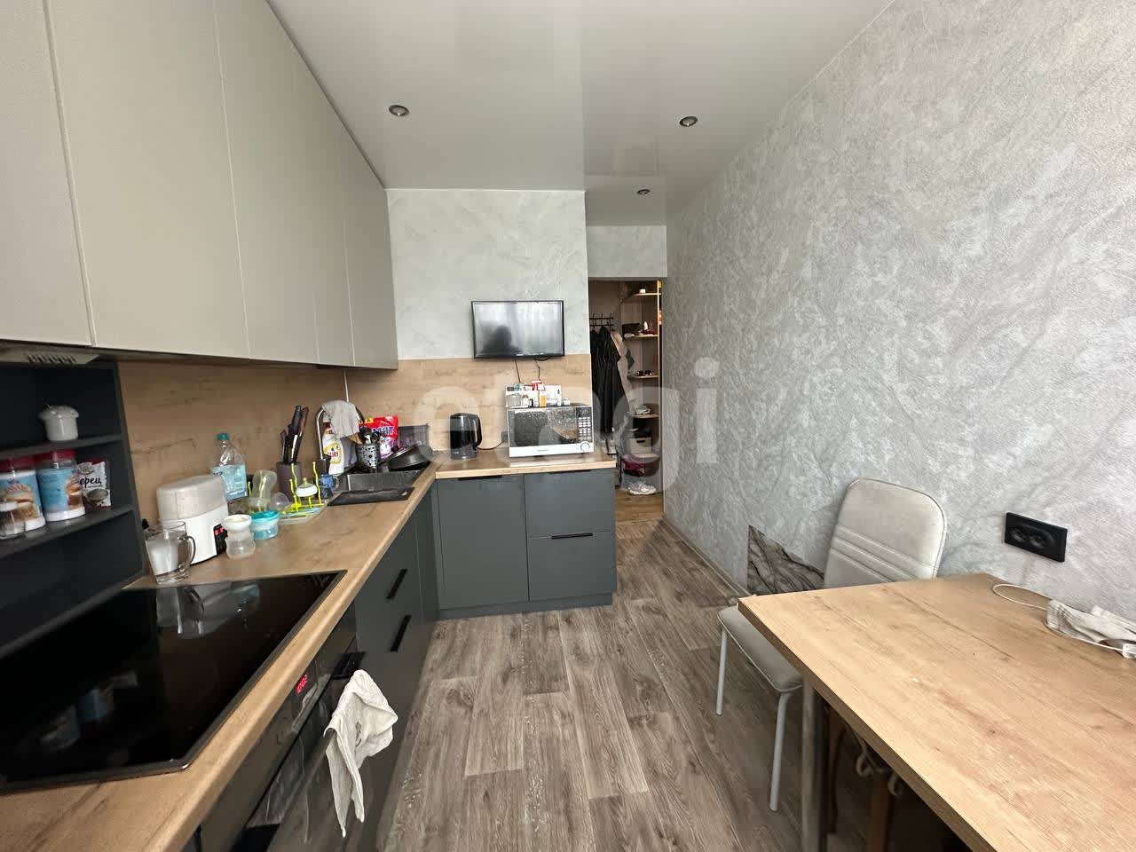 Продажа 3-комнатной квартиры, Улан-Удэ, Республика Бурятия,  Улан-Удэ