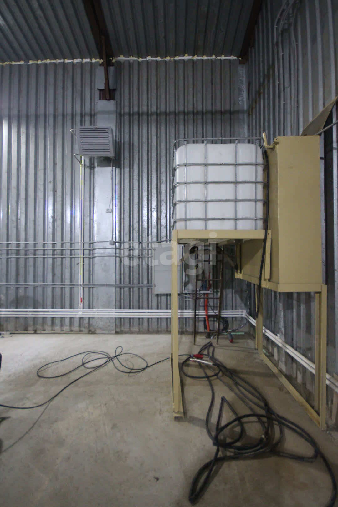 Продажа коммерческой недвижимости, 840м <sup>2</sup>, Новый Уренгой, Ямало-Ненецкий АО,  Новый Уренгой