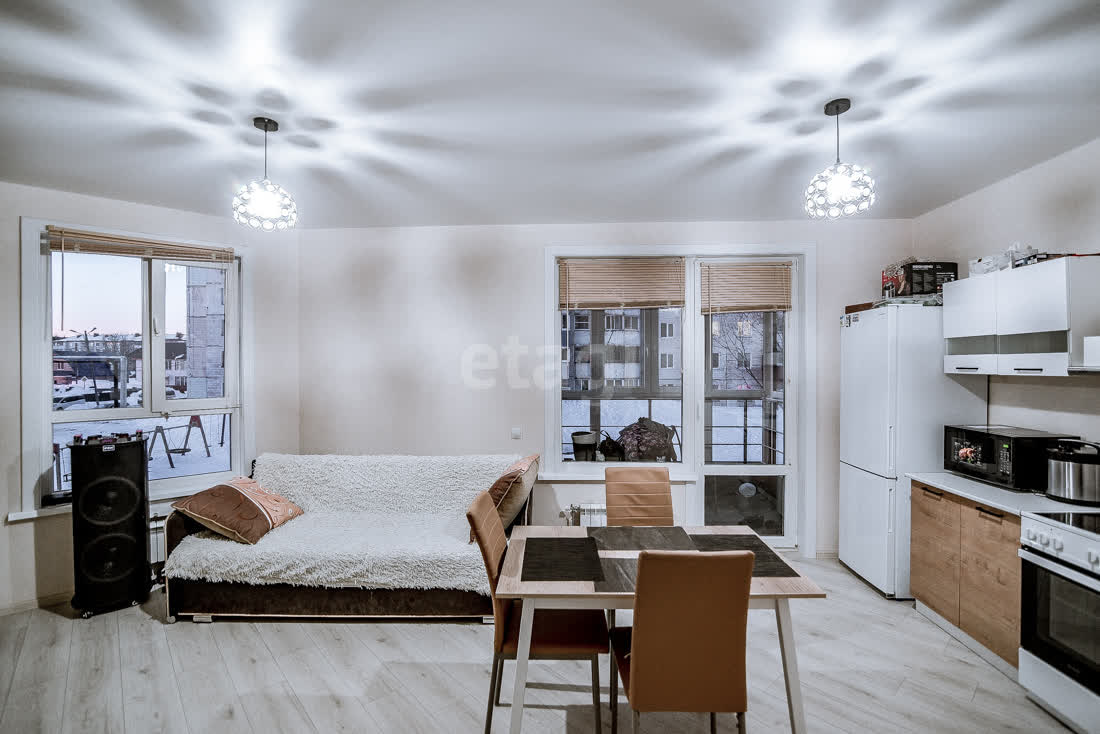 Продажа 2-комнатной квартиры, Южно-Сахалинск, Сахалинская область,  Южно-Сахалинск