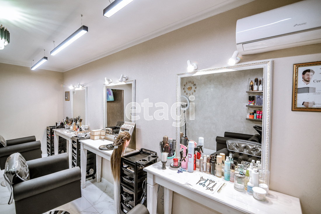 Продажа коммерческой недвижимости, 47м <sup>2</sup>, Южно-Сахалинск, Сахалинская область,  Южно-Сахалинск