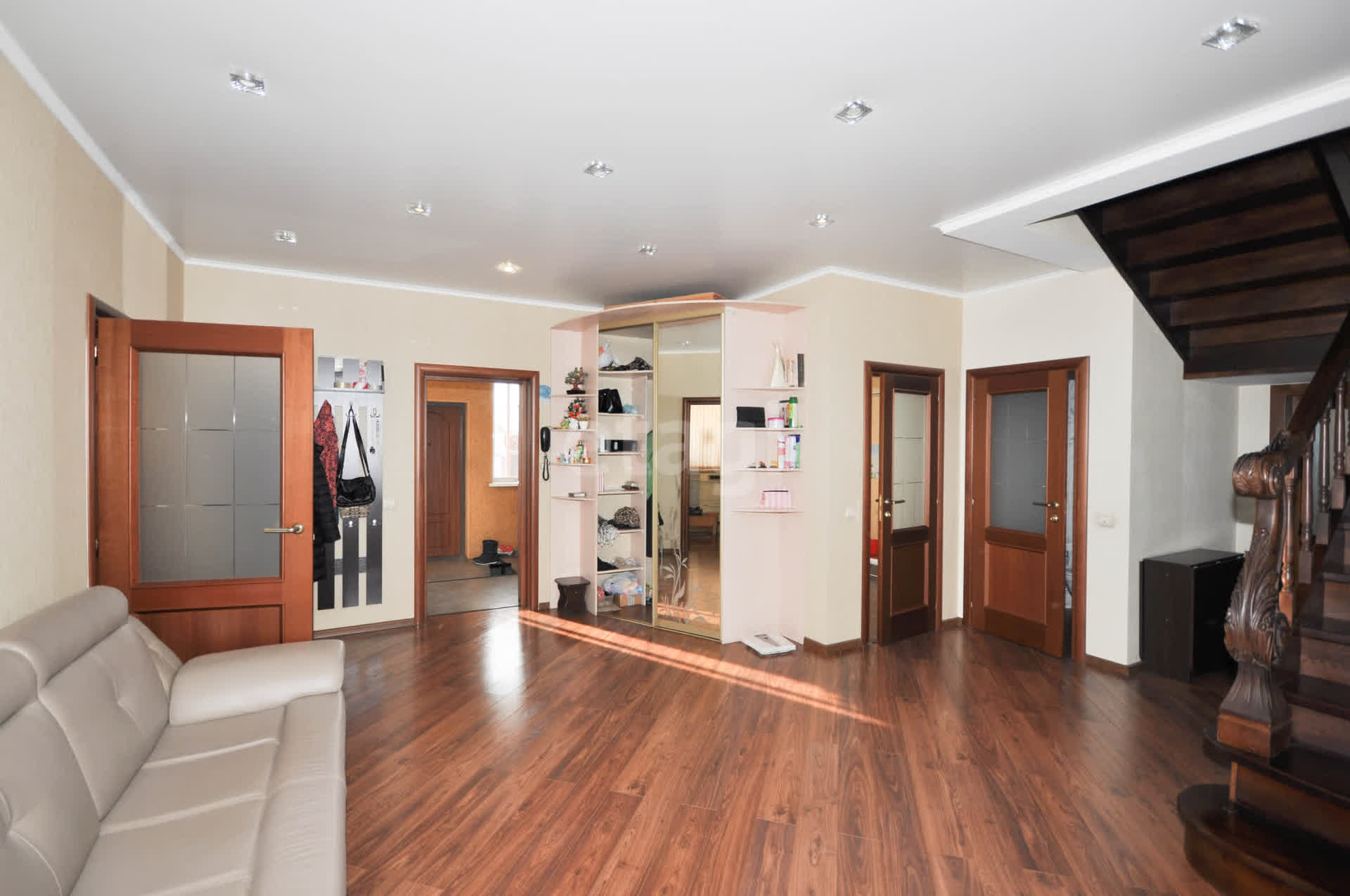 Продажа дома, 242м <sup>2</sup>, 10 сот., Южно-Сахалинск, Сахалинская область,  