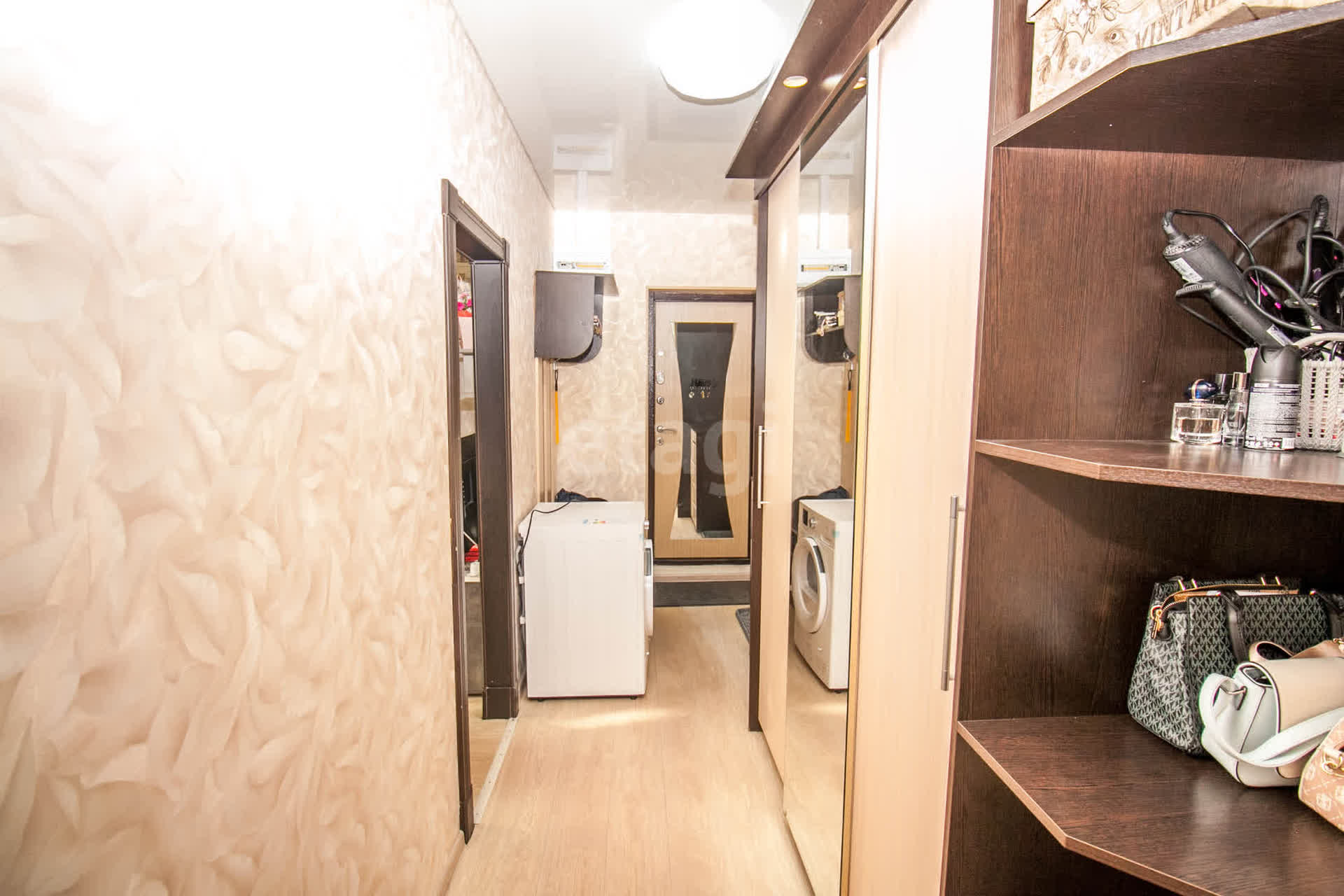 Продажа 2-комнатной квартиры, Южно-Сахалинск, Сахалинская область,  Южно-Сахалинск