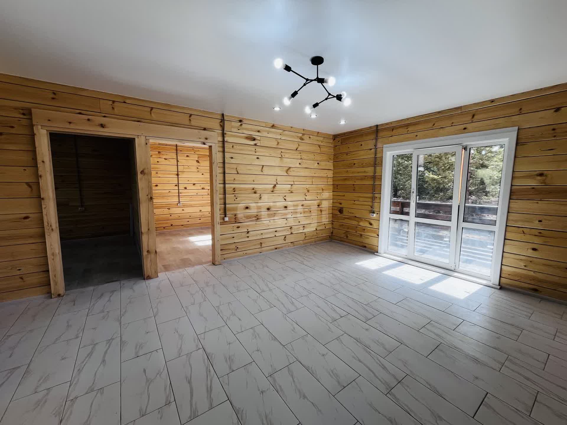 Продажа дома, 198м <sup>2</sup>, 7 сот., Улан-Удэ, Республика Бурятия,  Тарбагатайский