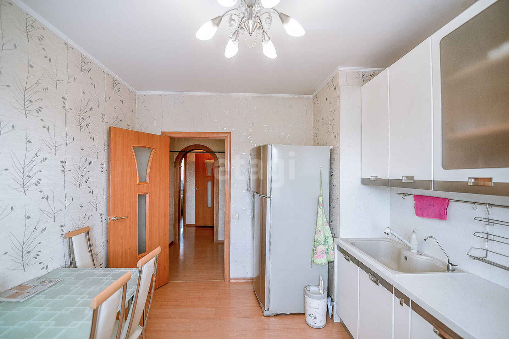 Продажа 4-комнатной квартиры, Южно-Сахалинск, Сахалинская область,  Южно-Сахалинск