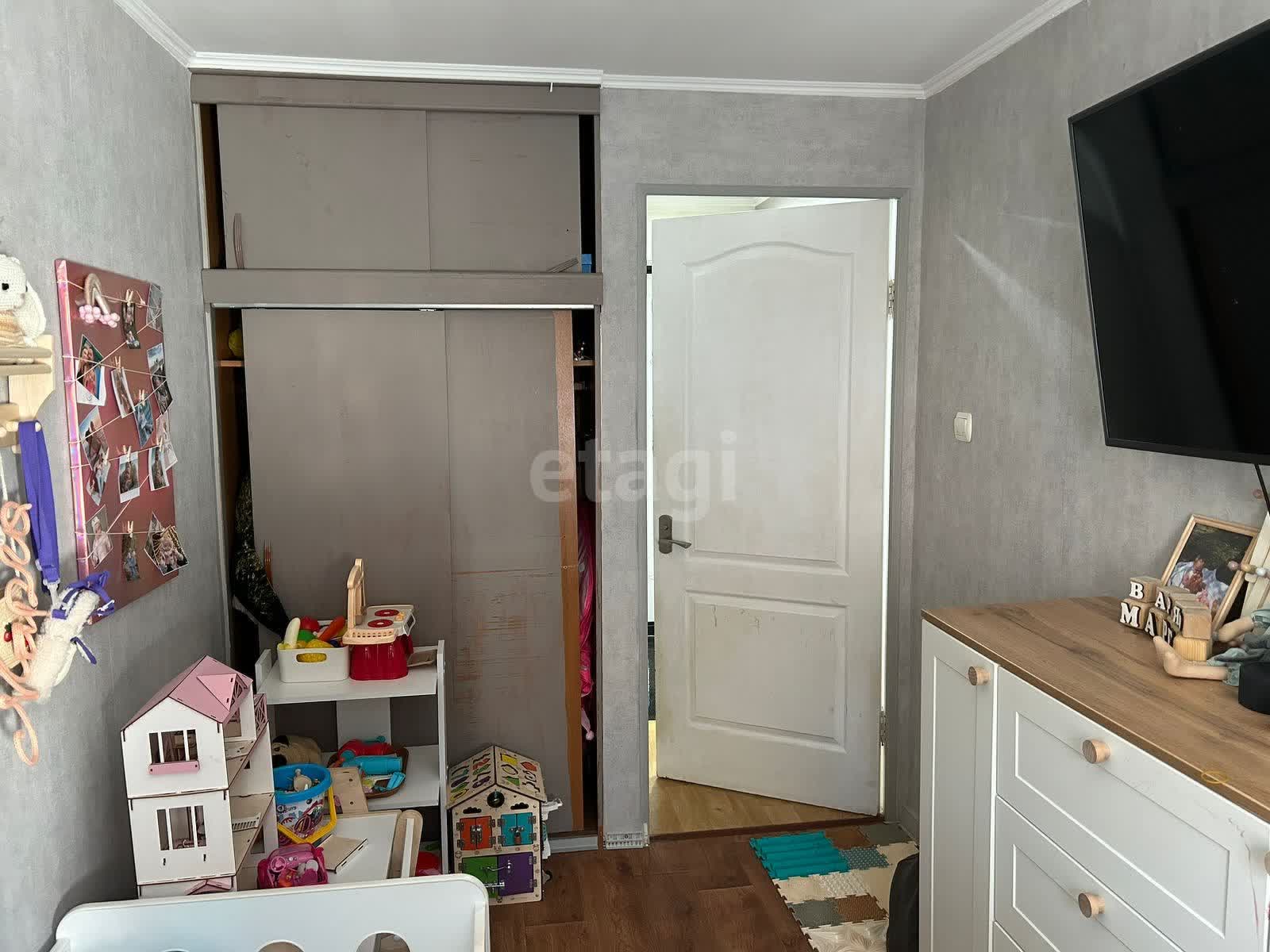 Продажа 2-комнатной квартиры, Южно-Сахалинск, Сахалинская область,  Южно-Сахалинск