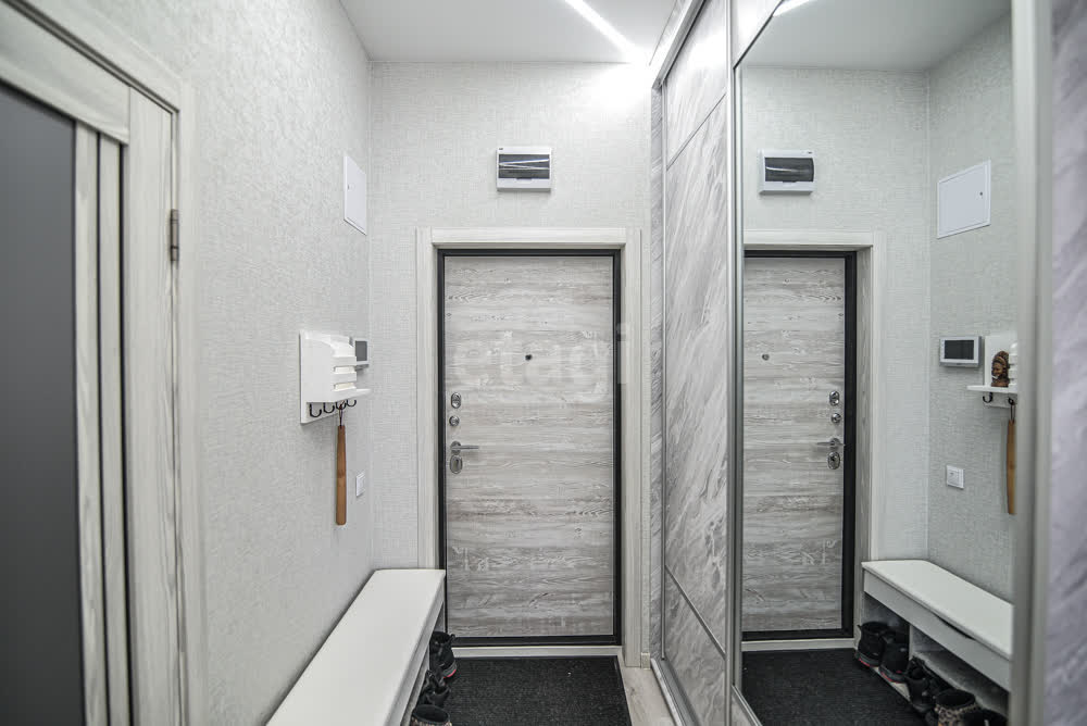 Продажа 2-комнатной квартиры, Южно-Сахалинск, Сахалинская область,  Южно-Сахалинск