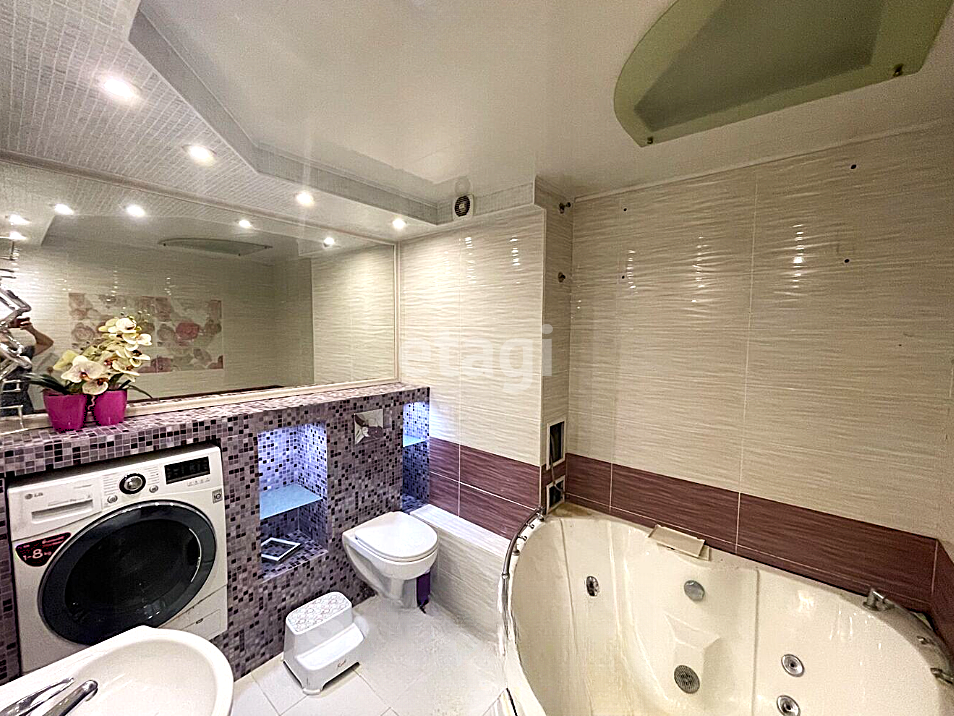 Продажа 3-комнатной квартиры, Южно-Сахалинск, Сахалинская область,  Южно-Сахалинск