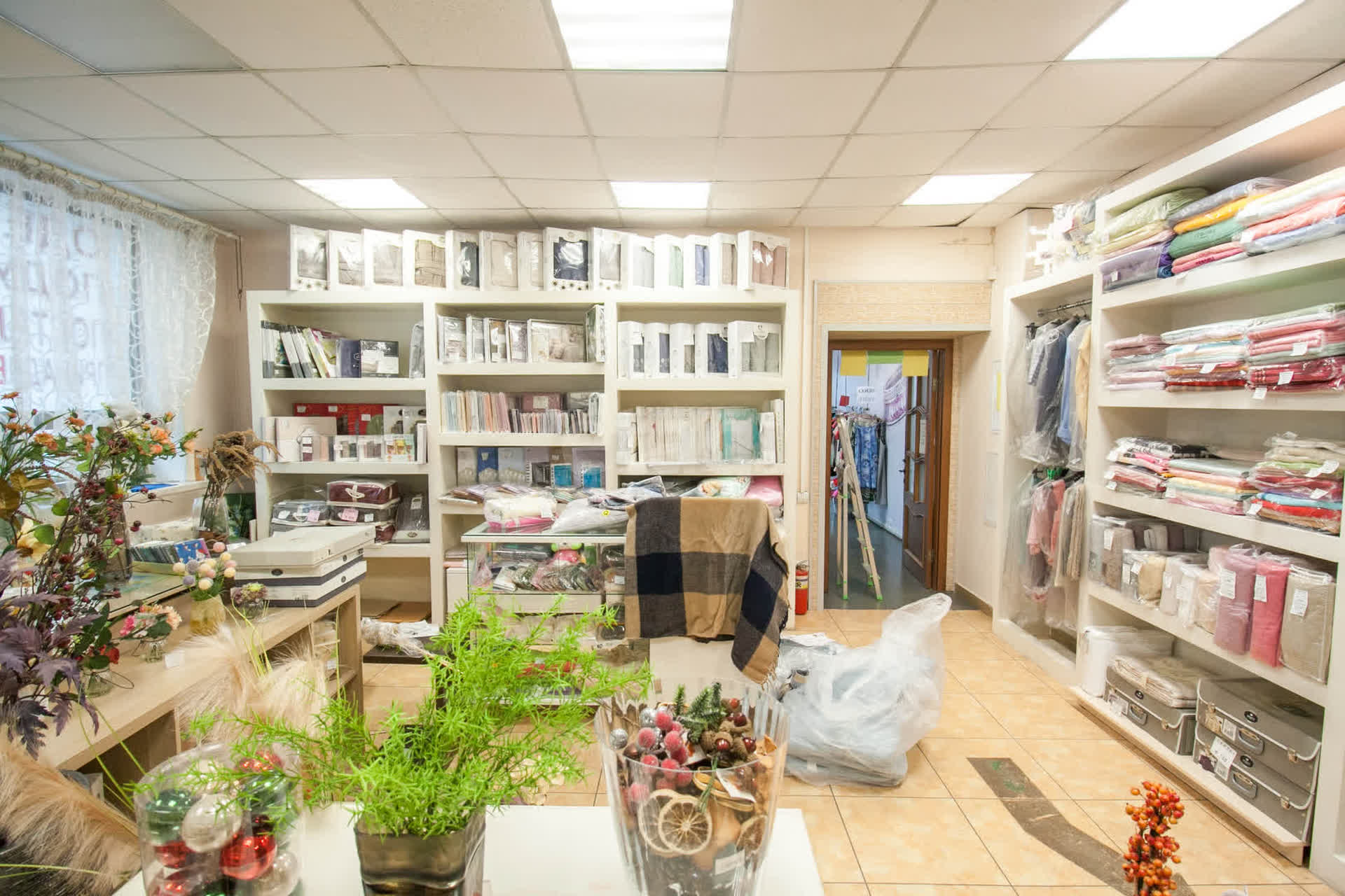 Продажа коммерческой недвижимости, 559м <sup>2</sup>, Южно-Сахалинск, Сахалинская область,  Южно-Сахалинск